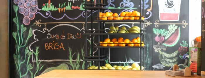 Liquid Sumos & Smoothies is one of Diogo's Saved Places.