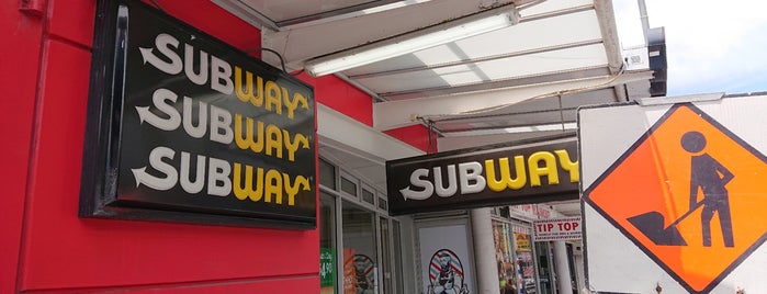 Subway is one of Earl of Sandwich.