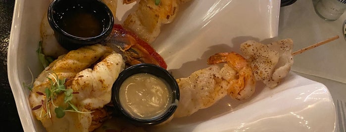 Chicken & Lobster is one of Lugares favoritos de Jefferson.