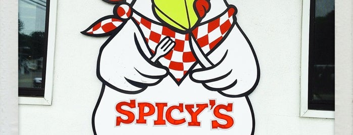 Spicy's Chicken N' BBQ is one of สถานที่ที่ Lynn ถูกใจ.