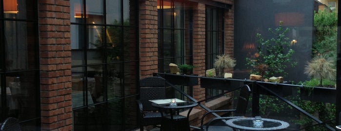 Aureole B13 Restaurant and Cognac Lounge is one of Places I've eaten in Prague.