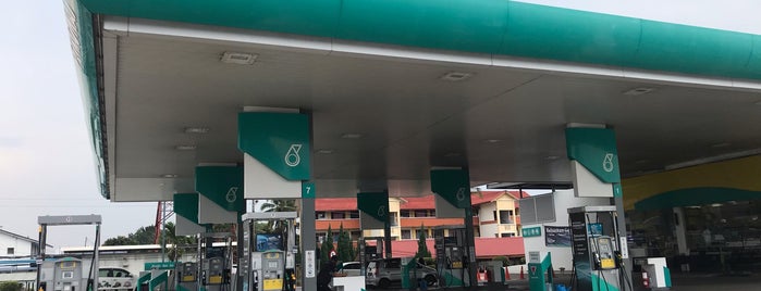 PETRONAS Station is one of Hirman Evo ® さんのお気に入りスポット.