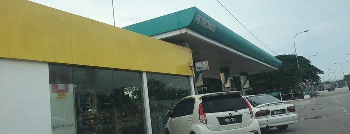 Petronas Sungai Bakap is one of Gas/Fuel Stations,MY #9.