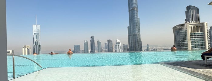Address Sky View Residance Pool is one of Dubai lounge.