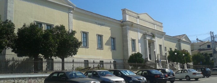 Παλαιό Δημοτικό Νοσοκομείο is one of Patras worth-seeing and visiting.