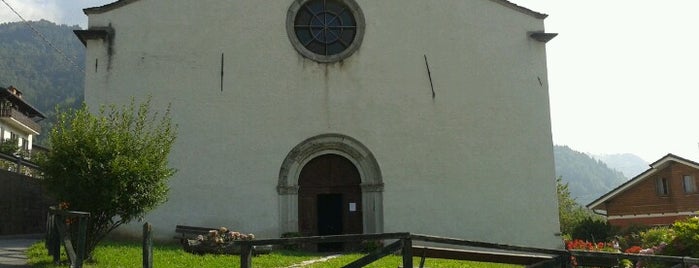 Chiesa di San Rocco is one of Tempat yang Disukai Bea.