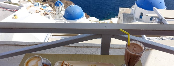 Terpsi is one of Santorini 2017.