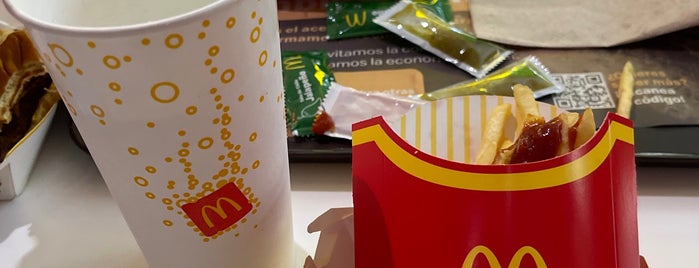 McDonald's is one of Restaurantes Américanos.