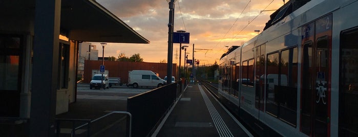 Bahnhof Hunzenschwil is one of Train Stations 1.