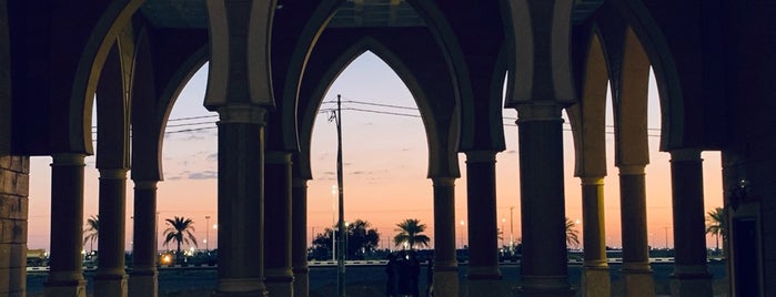 جامع الشيخ صالح العواد رحمه الله is one of สถานที่ที่ Ahmed ถูกใจ.