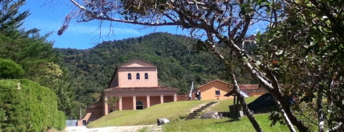 Monasterio Benedictino Santa María De La Epifanía is one of สถานที่ที่ Federico ถูกใจ.