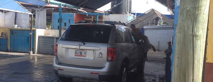 Car Wash is one of Guia QR.