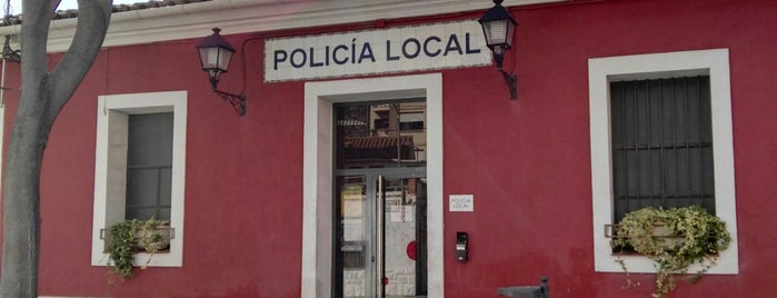 Policía Local Benicàssim is one of Servicios Municipales de Benicàssim.