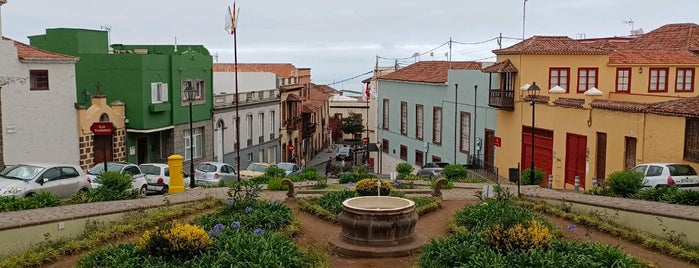 Plaza de San Francisco is one of Casco histórico de La Villa de La Orotava.