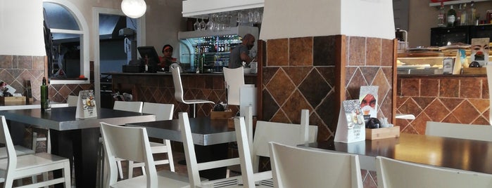 Miramar is one of Restaurantes.