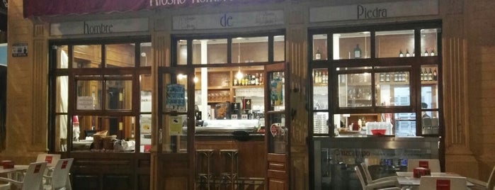 Kiosko Hombre de Piedra is one of Sevilla best.