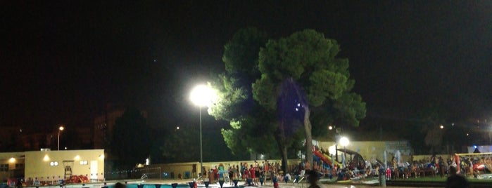 Piscina pública parque del oeste is one of Sports.