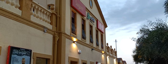 Estación de Sagunto is one of duplicated venues.