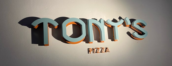 Tony's Pizza is one of Με το Μπλε.