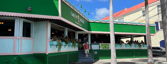 Green House Bar & Restaurant is one of St Thomas.