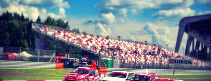 Moscow Raceway is one of Ekaterinaさんのお気に入りスポット.