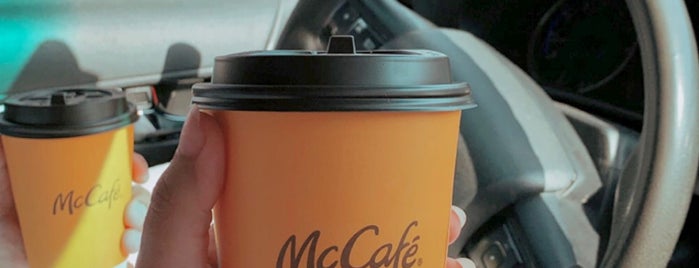 McCafé is one of Queenさんの保存済みスポット.