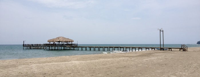 La Ensenada Beach Resort is one of Tempat yang Disukai TarkovskyO.