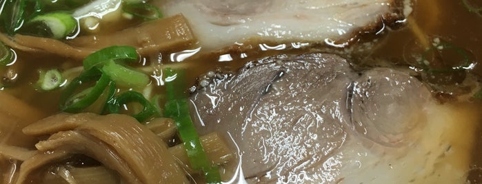 岡山中華そば 後楽本舗 is one of らー麺.