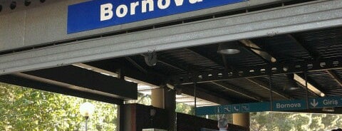 Bornova Metro İstasyonu is one of สถานที่ที่ Hulya ถูกใจ.