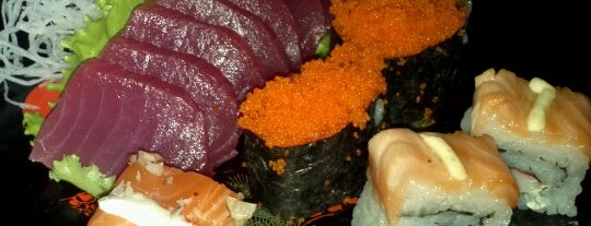 Noiê Sushi is one of Locais curtidos por Clareane.