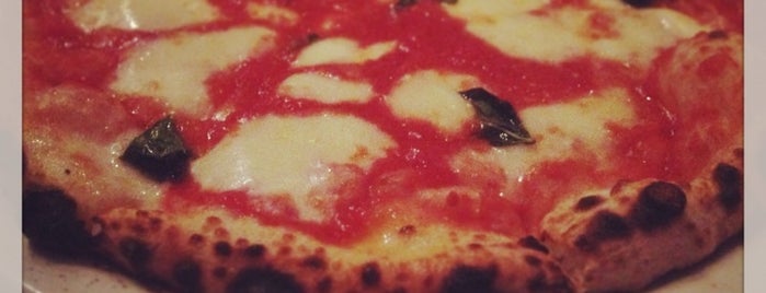 Famoso Neapolitan Pizzeria is one of Best of Foursquare - Kitchener/Waterloo.