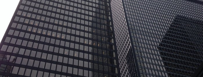 Ernst & Young Tower is one of Lieux sauvegardés par siva.
