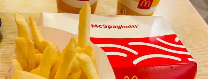 McDonald's is one of Tempat yang Disukai Agu.