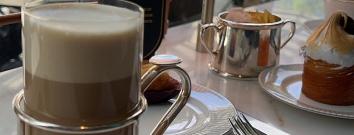 The Peninsula Boutique & Café is one of LHR.