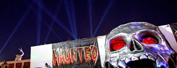 Cutting Edge Haunted House is one of family fun.
