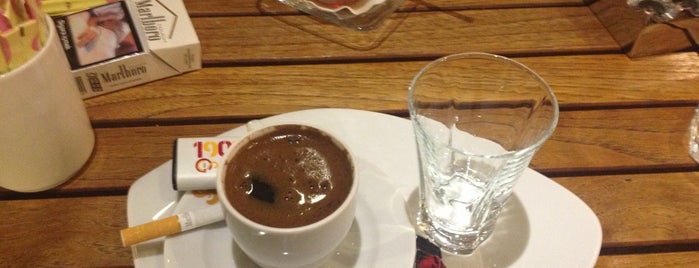 Özsüt is one of Elazığ'da Café ve Yemek Keyfi.