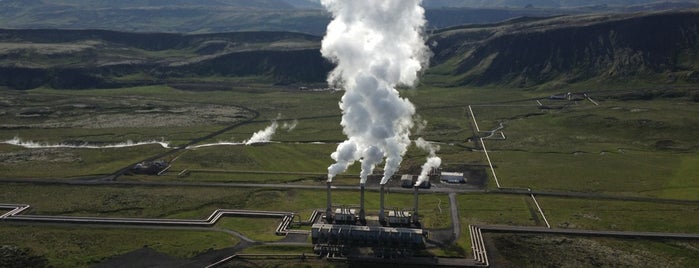 Hellisheiði Geothermal Power Plant is one of Lugares favoritos de Erik.