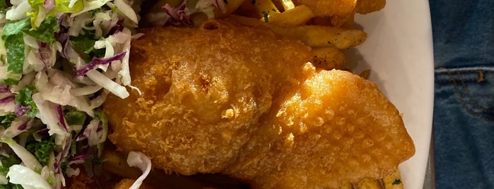 California Fish Grill is one of Favorite restaurants around Cerritos.