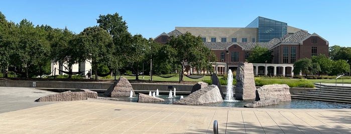 Broyhill Fountain is one of UNL.