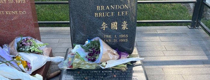 Brandon Lee's Grave is one of Bruce lee.