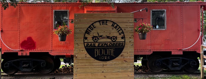 Boone & Scenic Valley Railroad is one of Museums.