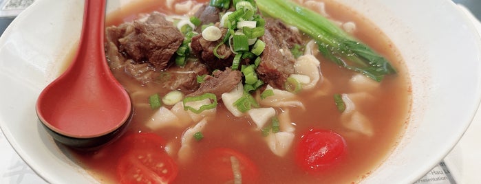 Chef Hung Taiwanese Beef Noodle 洪師父牛肉麵 is one of Vancouver / GVRD Eats! :).