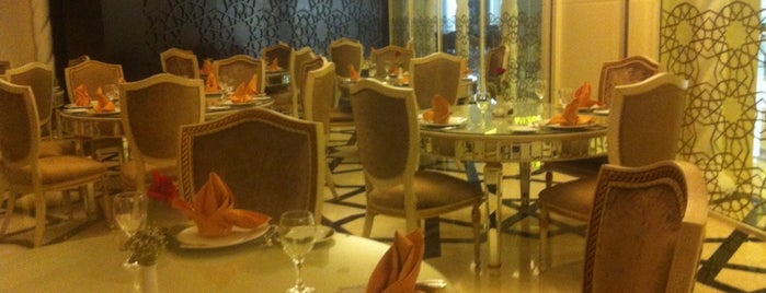 Al Mahara Restaurant is one of VOGUE.