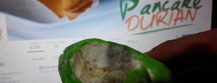Pancake Durian KC is one of Makassar Spots.