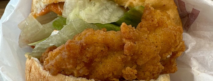 KFC is one of アリオ川口.