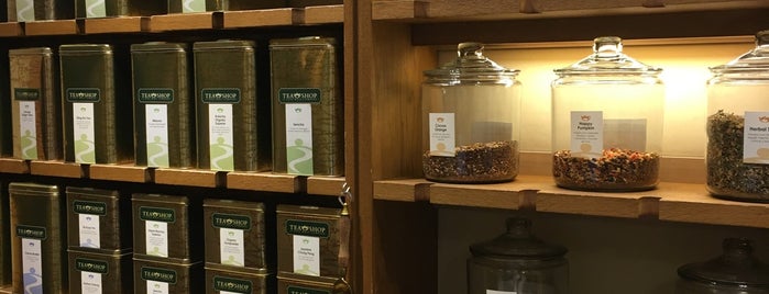 Tea Shop is one of Madri.