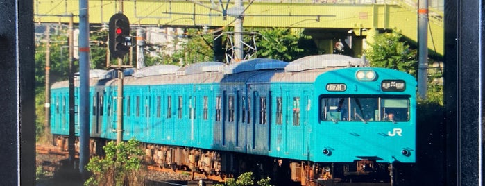 Higashi-Yodogawa Station is one of アーバンネットワーク 2.
