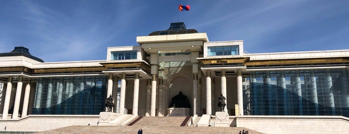Chinggis Khaan (Sükhbaatar) Square is one of Transsiberian trip.
