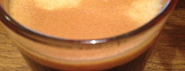 Cari's Espresso Maker is one of Lugares favoritos de C.