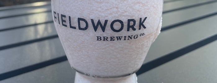 Fieldwork Brewing Company is one of Lugares favoritos de Adena.